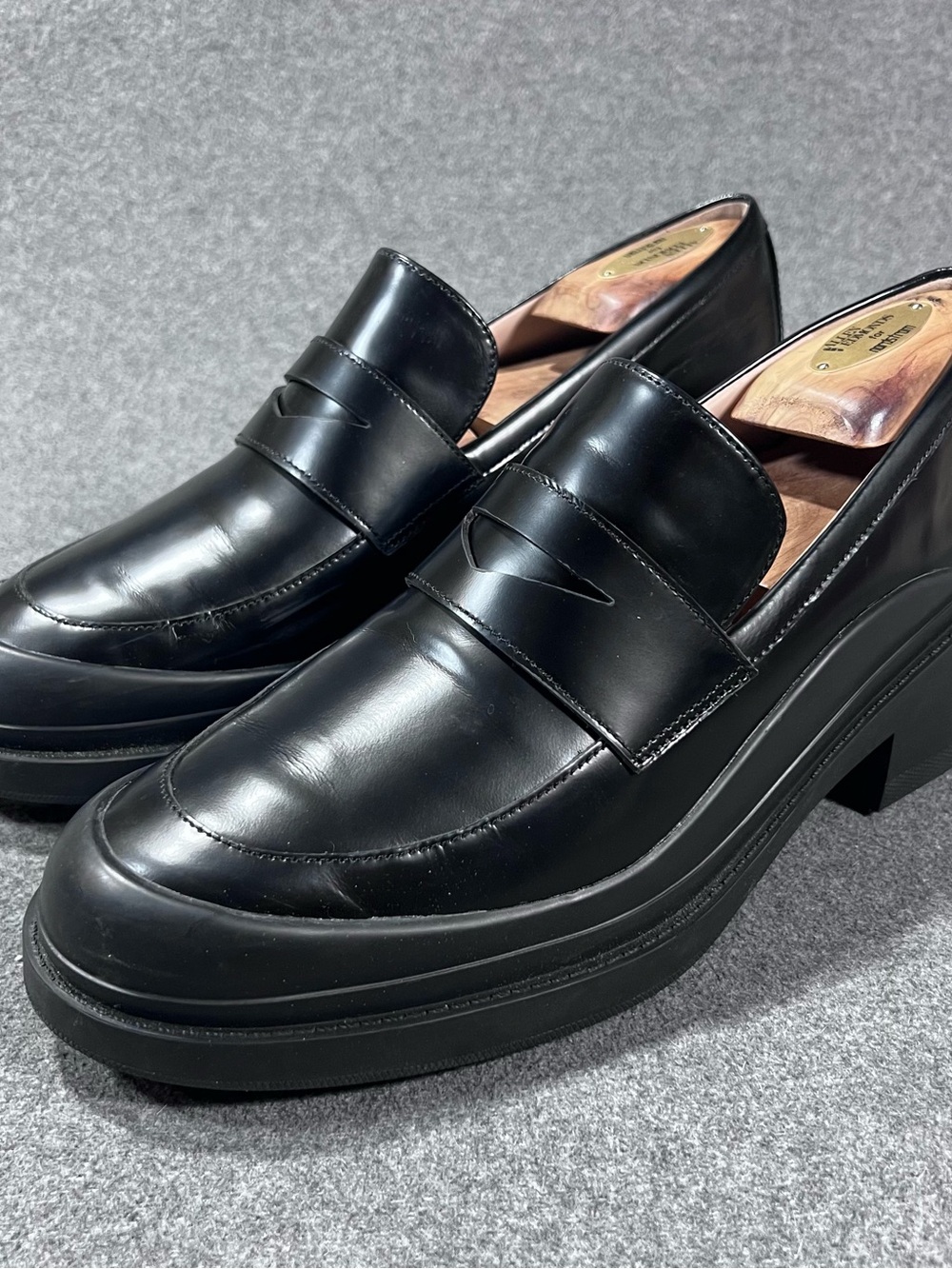 Cole Haan Women's Westerly Black Leather Block Heeled Lug Sole Loafers Size 10 B